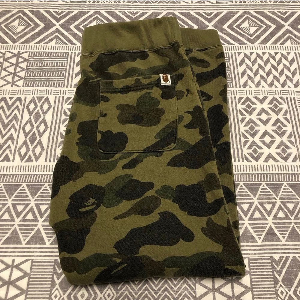 A Bathing Ape Bape 1st Camo Shark Sweatpants Size Small